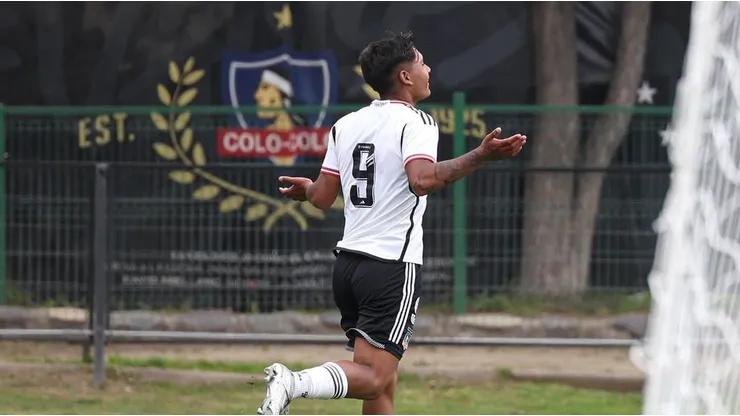 El golazo en las juveniles de Colo Colo que encanta a los hinchas.
