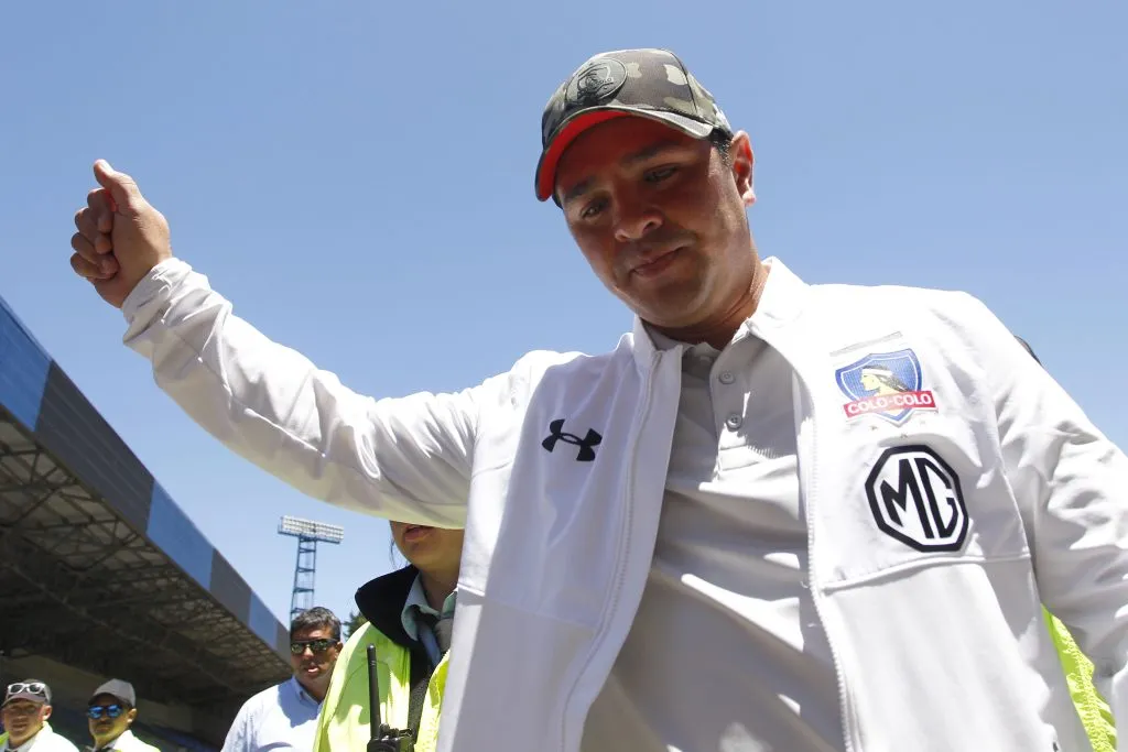 Héctor Tapia asoma como posible jefe del fútbol joven de Colo Colo. | Imagen: Photosport.