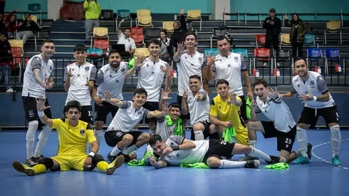 Colo Colo futsal golea a la U y se queda con el Superclásico.