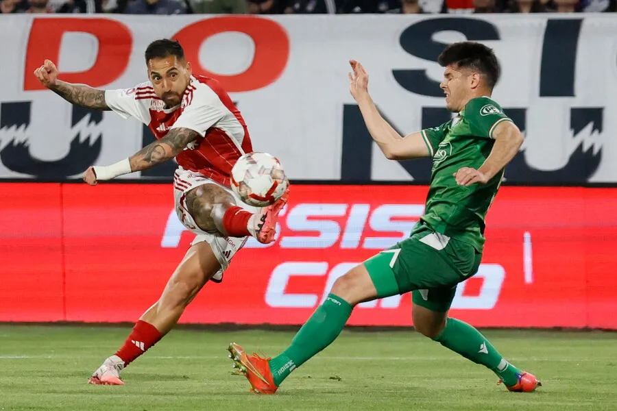 Javier Correa no pudo estar ante Huachipato por el Campeonato Nacional. Imagen: Dragomir Yankovic/Photosport