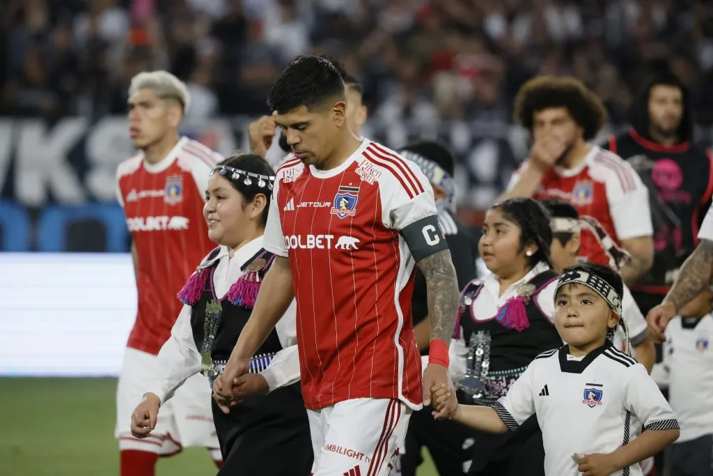 Esteban Pavez porta con orgullo la jineta capitán de Colo Colo