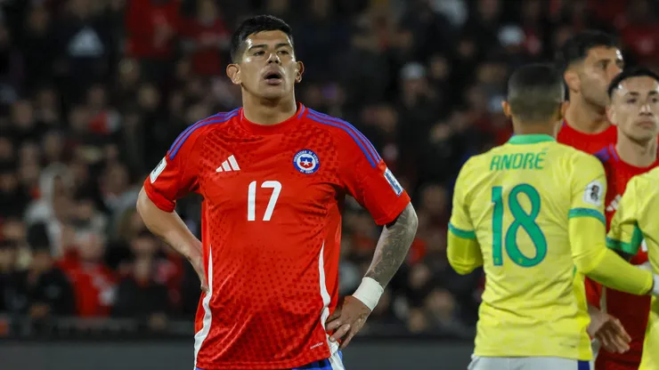 Esteban Pavez es baja en la selección chilena.