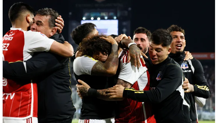 De ganar los dos partidos pendientes, Colo Colo será el nuevo líder del Campeonato Nacional.
