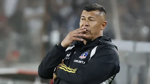 Jorge Almirón se debate entre los sub 21 de Colo Colo.