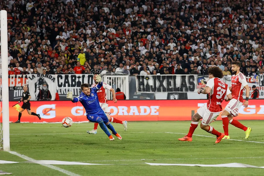 Maximiliano Falcón le dio vida a Colo Colo en el Campeonato Nacional 2024. Imagen: Dragomir Yankovic/Photosport