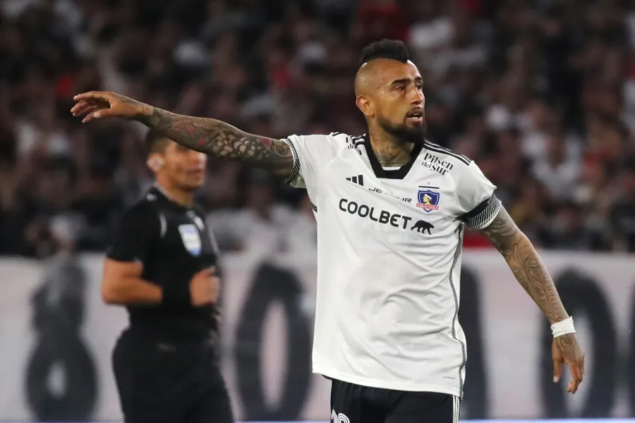 Arturo Vidal ya palpita una nueva “final” de Colo Colo. Imagen: Jonnathan Oyarzun/Photosport