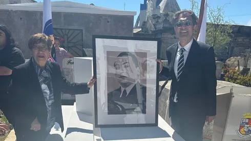 Colo Colo participó en la restauración de la tumba de Juan Quiñones. | Imagen: DaleAlbo.