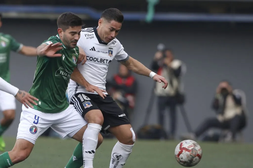 Óscar Opazo en el partido de Colo Colo vs Audax Italiano. (Foto: Photosport)