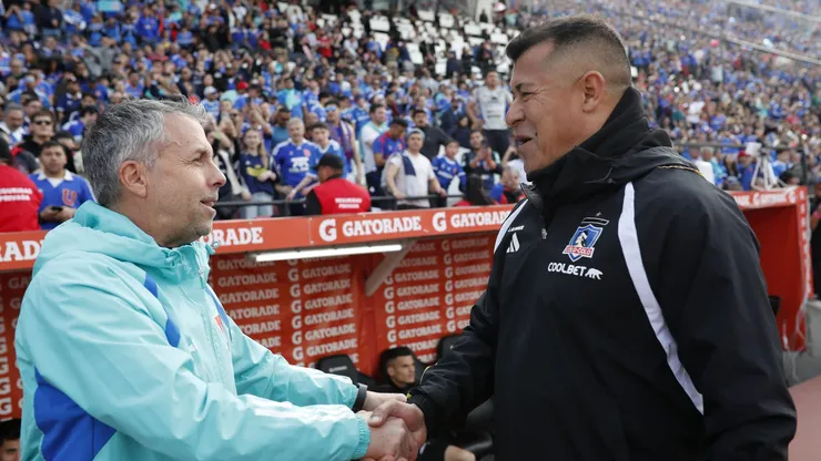 DT de Universidad de Chile responde a la tocada de oreja de Arturo Vidal.