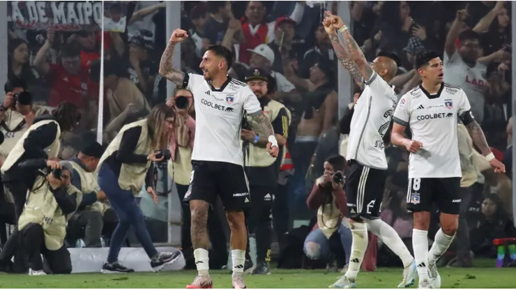 Javier Correa y su cariño a la hinchada de Colo Colo: "Están enfermos, es una locura".