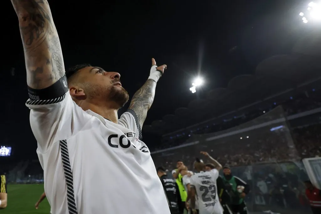 Javier Correa anotó el gol del triunfo de Colo Colo ante la UC | Foto: Photosport