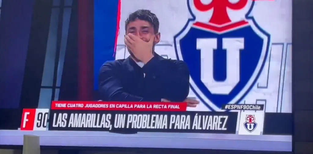 Jorge Valdivia trató de disimular su felicidad por el gol de Colo Colo