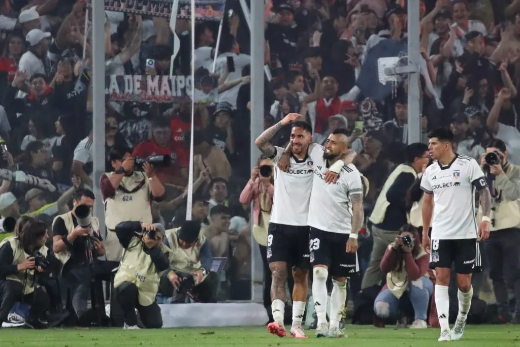 El Cacique venció a la UC con agónico tanto de Javier Correa.