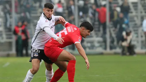 Arriba Flecha: el duro momento que vive Alexander Oroz en Colo Colo tras su grave lesión.