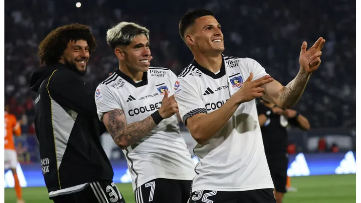 Colo Colo busca una victoria ante Universidad Católica para descontarle puntos a la U de Chile.