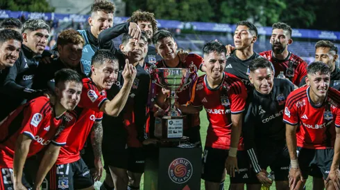 La última camiseta roja de Colo Colo fue en la temporada 2023.