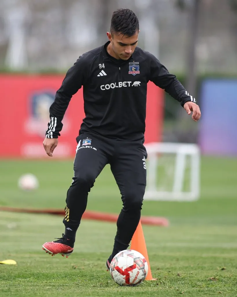 Vicente Pizarro en los últimos entrenamientos. (Foto: Colo Colo)