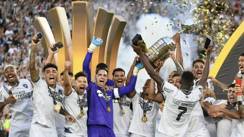 Colo Colo presente: Botafogo de suma a grupo de campeones en Libertadores.