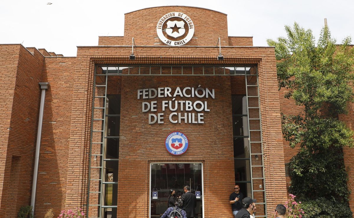 Tribunal de Disciplina detalla el portazo a la U por denuncia contra ...