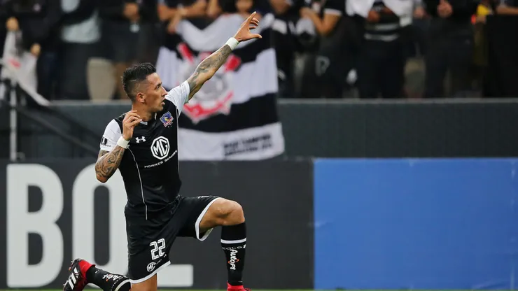 ¿Se acerca la despedida en el Monumental? Lucas Barrios es invitado al Colo Colo vs River.