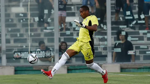 ¿Se va de Colo Colo? En Rancagua informan que Omar Carabalí es seguido desde O'Higgins.