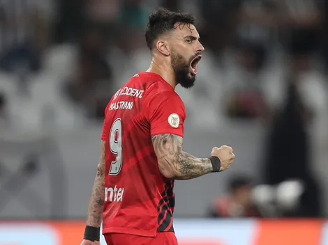 En Brasil aseguran que Colo Colo busca a goleador del Paranaense