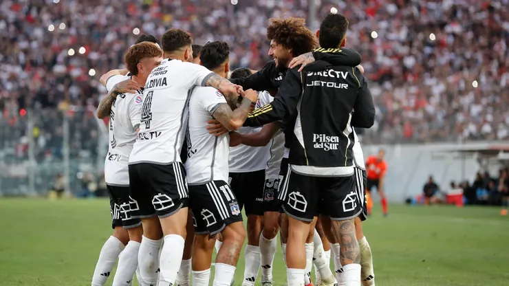 Colo Colo quiere tirar la casa por la ventana para el Centenario. | Imagen: Photosport.