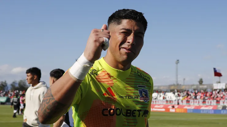 Brayan Cortés se aleja de Colo Colo. | Imagen: Photosport.