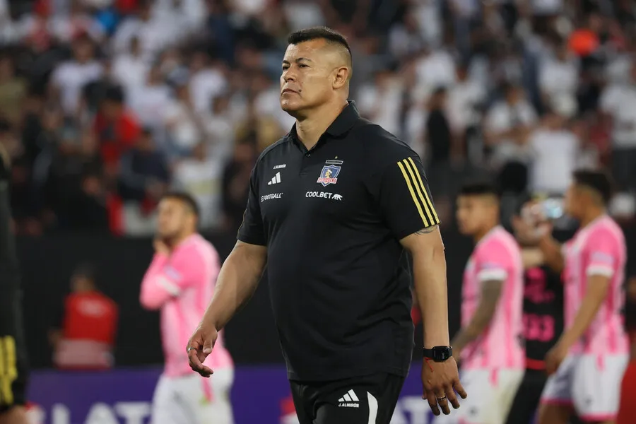 Jorge Almirón definió el próximo 20 de diciembre como el inicio de la pretemporada. Imagen: Dragomir Yankovic/Photosport