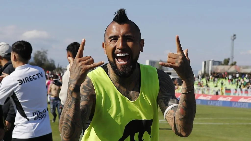 Arturo Vidal vive un sueño en Colo Colo.