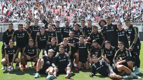 Minuto a minuto: hinchas de Colo Colo alientan al plantel previo al duelo con Copiapó.