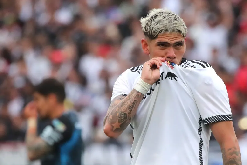 Carlos Palacios en el partido frente a Deportes Iquique. (Foto: Photosport)