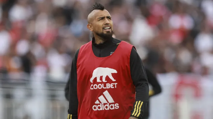 ¿Qué pasó con Arturo Vidal? Así fue la noche del volante de Colo Colo.