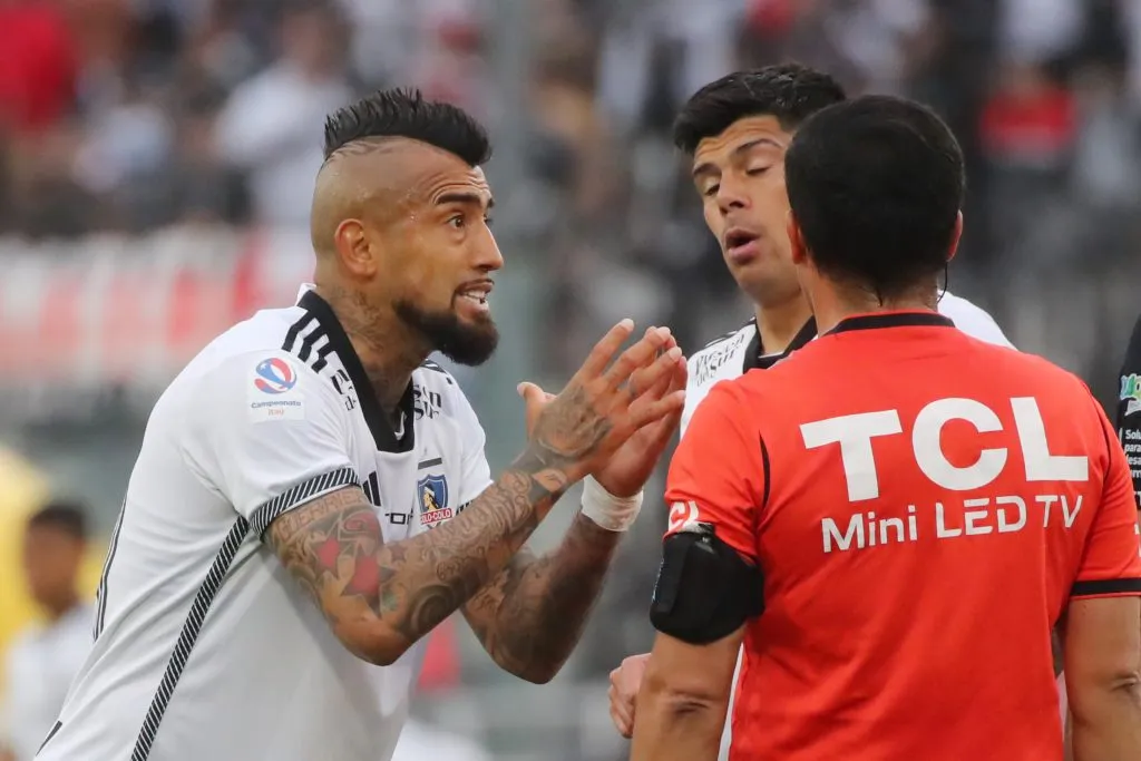 Arturo Vidal, ni ningún jugador de Colo Colo está detenido.