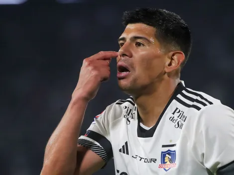 Esteban Pavez golpea la mesa por la denuncia de la U a Colo Colo