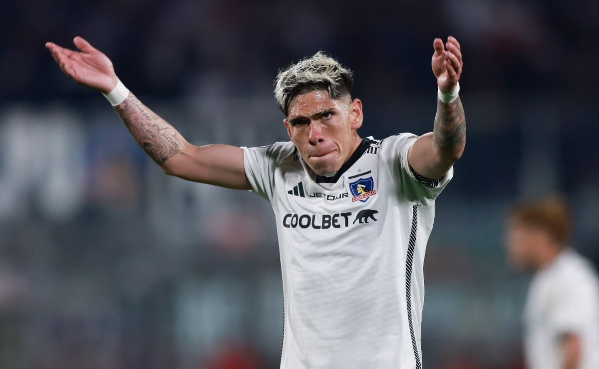 ¿Se va de Colo Colo? Carlos Palacios cada vez más cerca de Boca - DaleAlbo