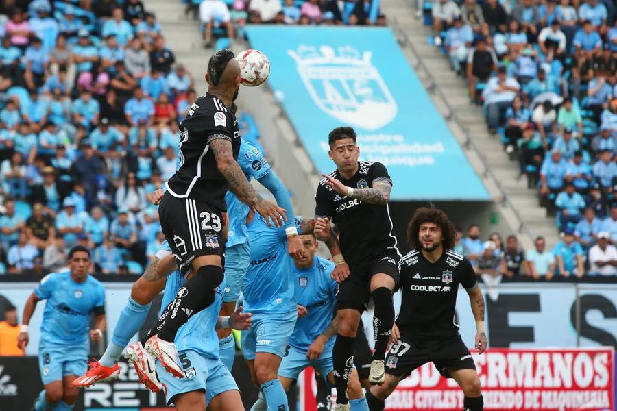 Todo está listo para el duelo entre Colo Colo y Deportes Iquique. Imagen: Alex Diaz/Photosport