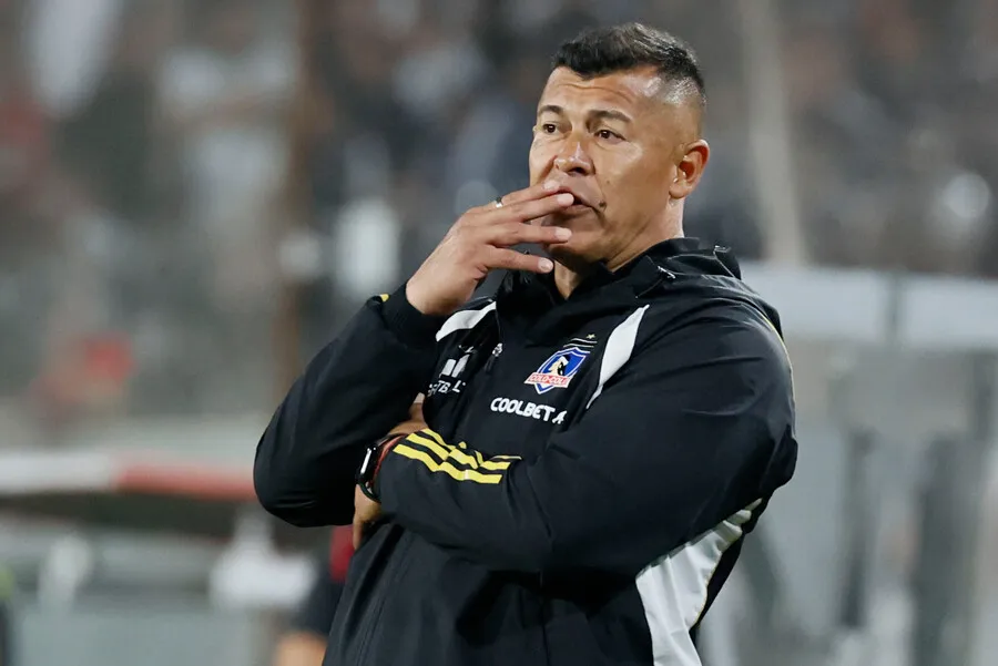 Jorge Almirón ya está mentalizado para enfrentar a Deportes Iquique. Imagen: Dragomir Yankovic/Photosport