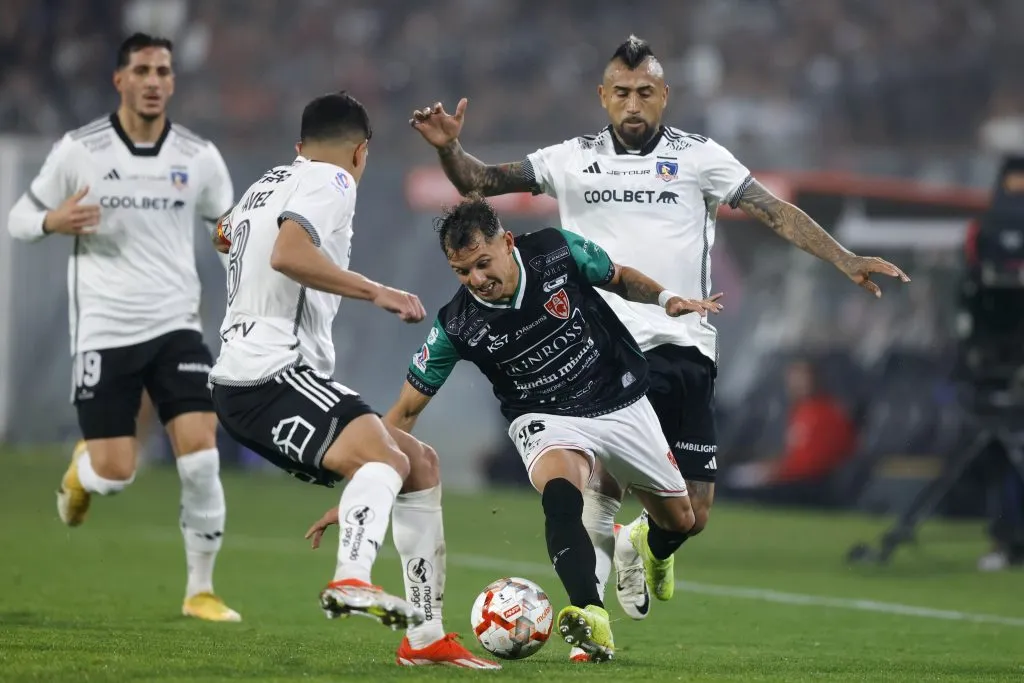 Colo Colo y Deportes Copiapó enfrentándose en la primera rueda. (Foto: Photosport)