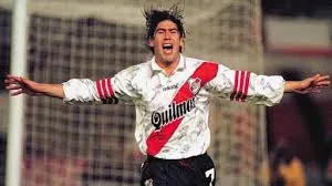 Marcelo Salas volverá a vestirse con la camiseta de River Plate para enfrentar a Colo Colo