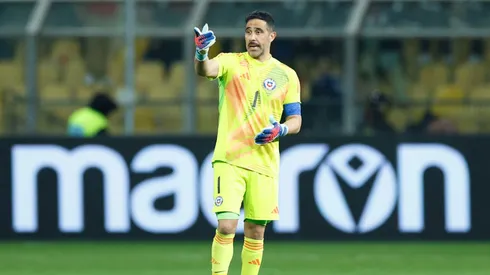 El nombre de Claudio Bravo sigue rondando en Colo Colo