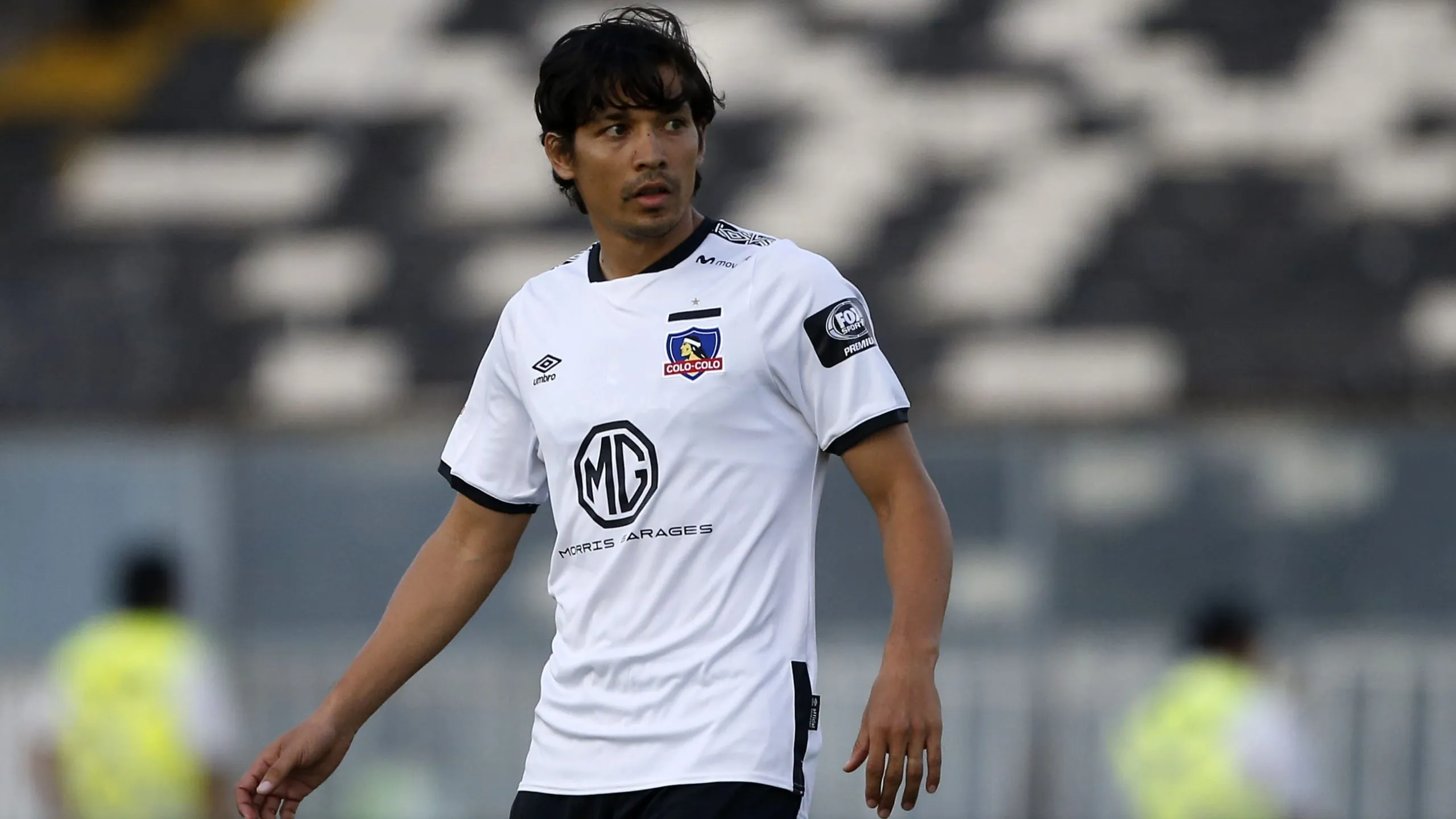 Matías Fernández se perfila como titular en Colo Colo Leyendas vs River | Foto: Photosport