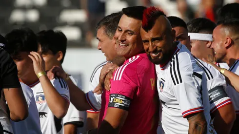 Fenomenal: Justo Villar se luce en el Duelo de Leyendas entre Colo Colo vs River Plate.