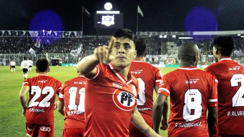 Brian Fernández regresó al fútbol chileno.