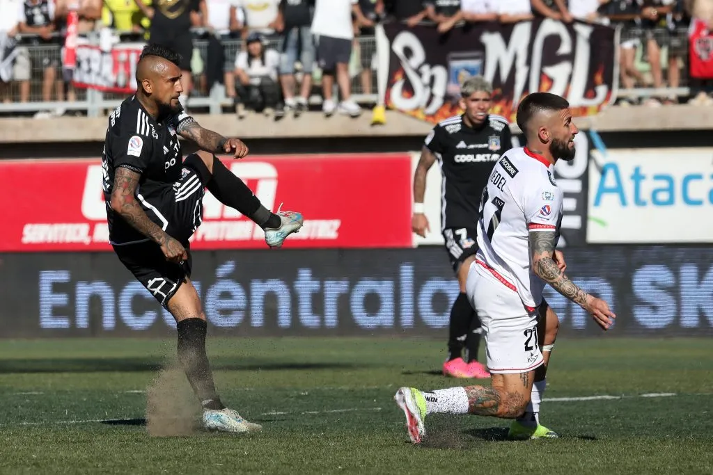 Arturo Vidal le deja un recado a la dirigencia de Blanco y Negro por los refuerzos de Colo Colo. 