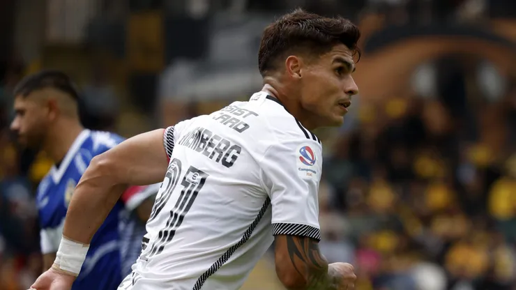 Erick Wiemberg con la camiseta de Colo Colo