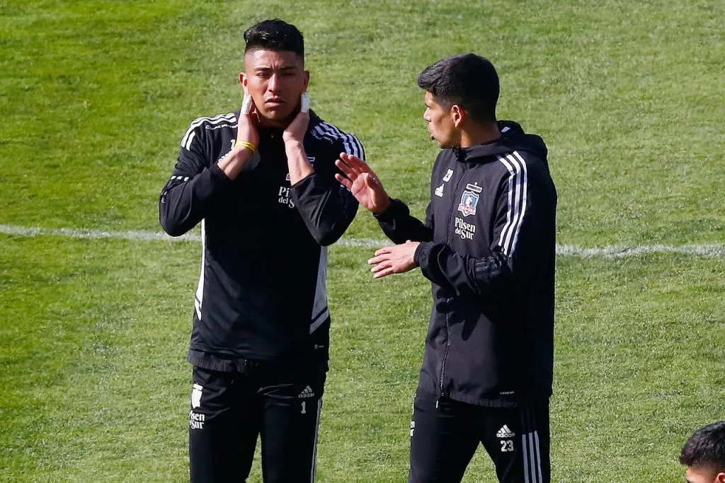 Esteban Pavez se refirió al reemplazante de Brayan Cortés en Colo Colo. Imagen: Jonnathan Oyarzun/Photosport