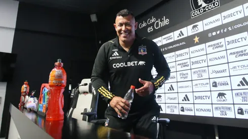 Almirón sale al baile en medio de una batalla de raperos.