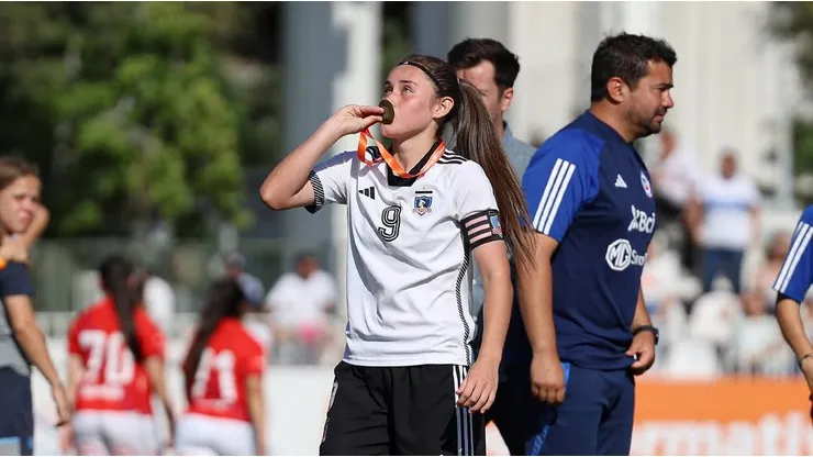 “Seguimos haciendo historia”: El mensaje de Cata Muñoz por título con Colo Colo.