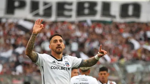 Javier Correa se une al grupo de Arturo Vidal y se prepara para volver a Colo Colo.